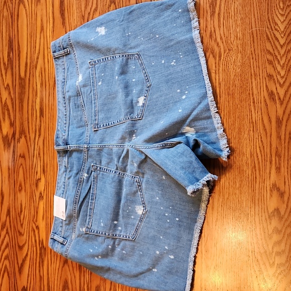 Lane Bryant Flex Magic Waistband Signiture Fit Mid-Rise Boyfriend Midi Short - Picture 8 of 9